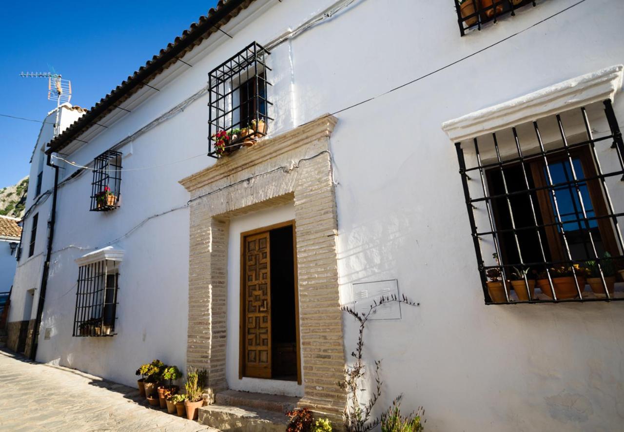 Casa De Los Cuadros Villaluenga Del Rosario Exterior photo